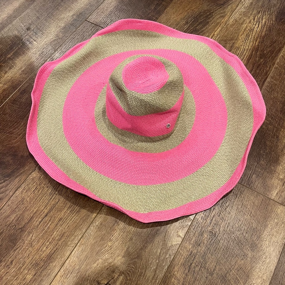 Flora Bella Wide-Brimmed Adjustable Sun/Beach Hat NWOT
